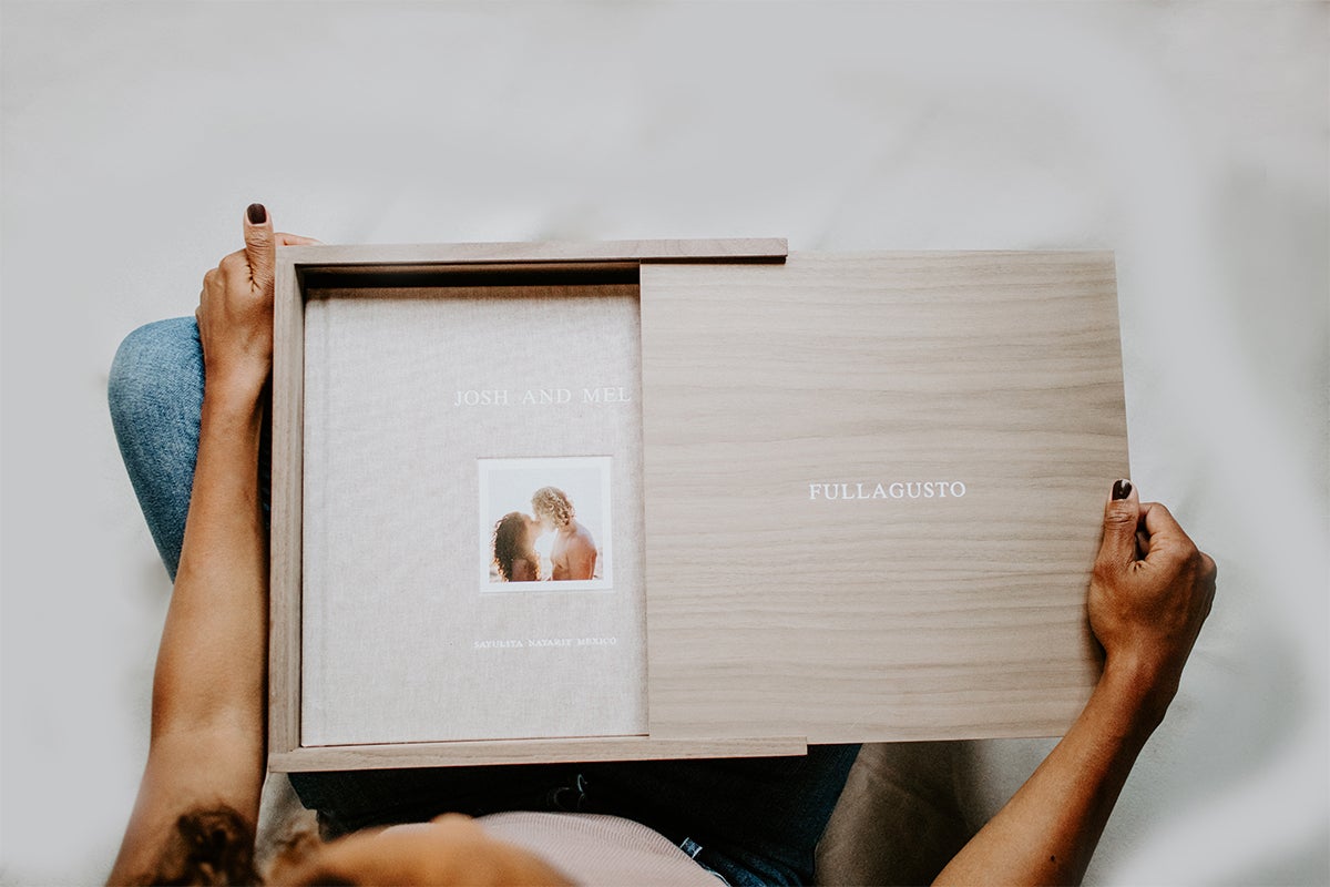 Important Tips on How to Make a Wedding Photo Album