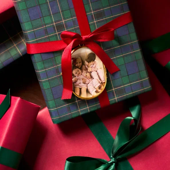 Pressed glass photo ornament, back in stock